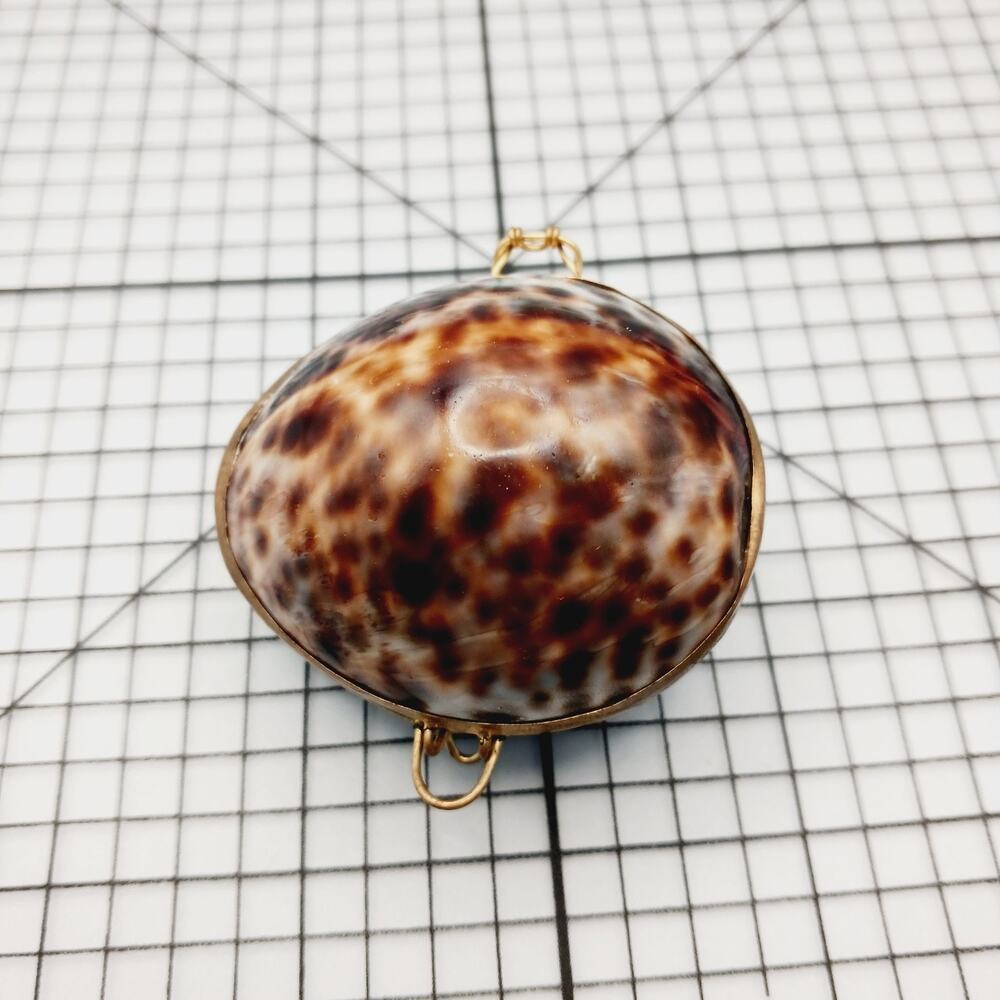 Pendant Locket Shell VTG Cowrie Egg Gold Tone Tropical Pill Coastal Keepsake 70s